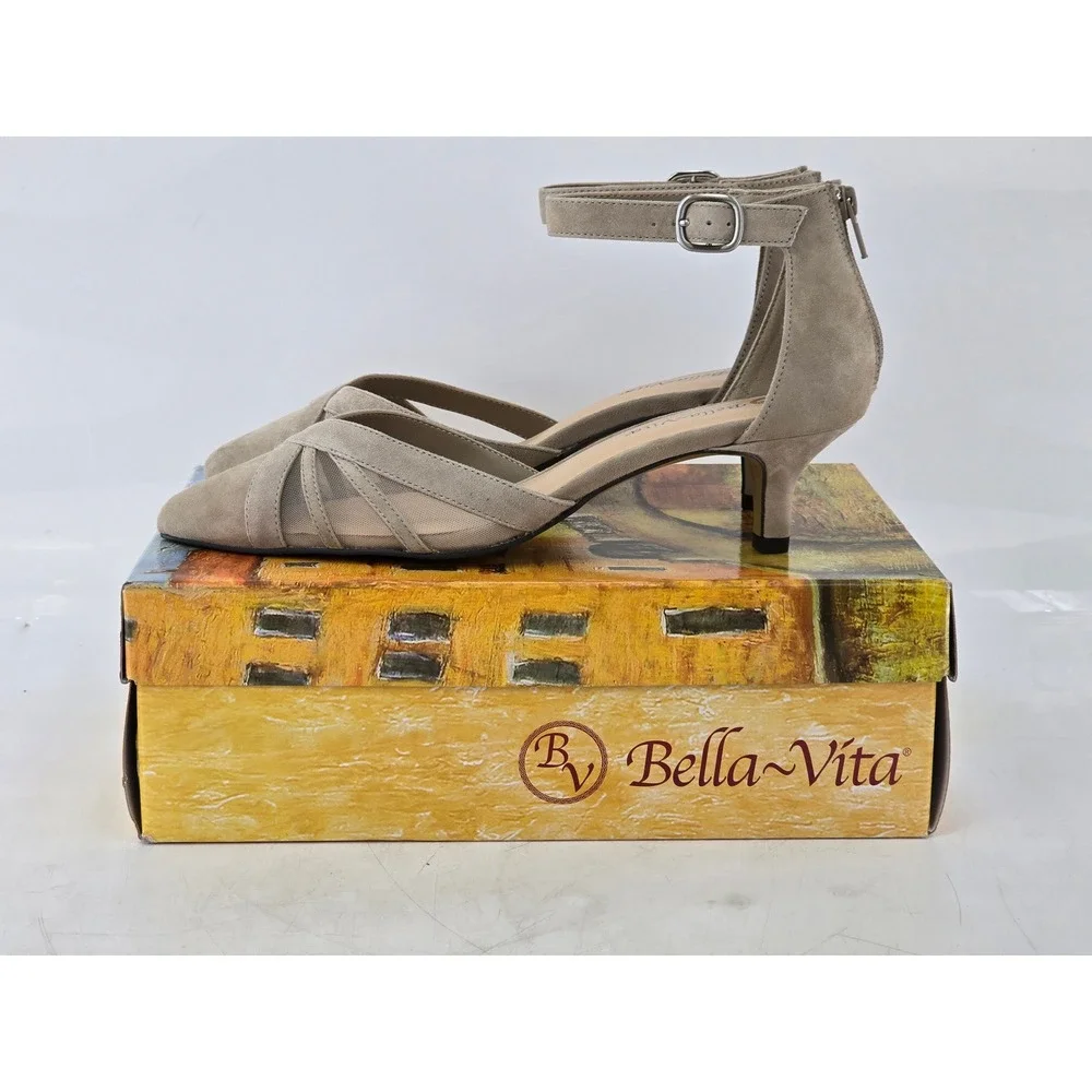 Bella Vita Malani Heels Womens 9.5 WW Almond Kid Suede Mesh Pumps - Excellent